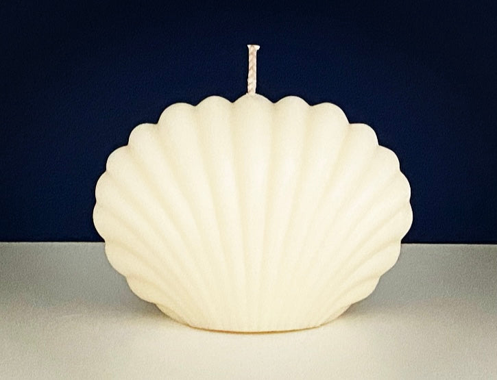 CLAM SHELL CANDLE