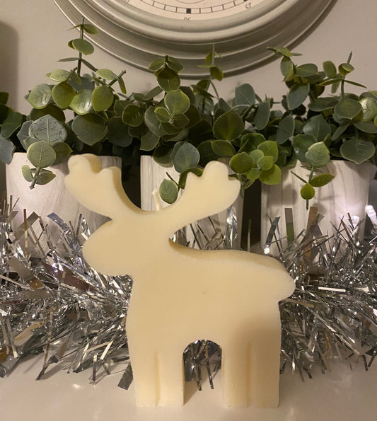 DAVE THE CHRISTMAS DEER